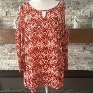 Cold-Shoulder Chevron Print Women's Top in Rust new with tags size medium